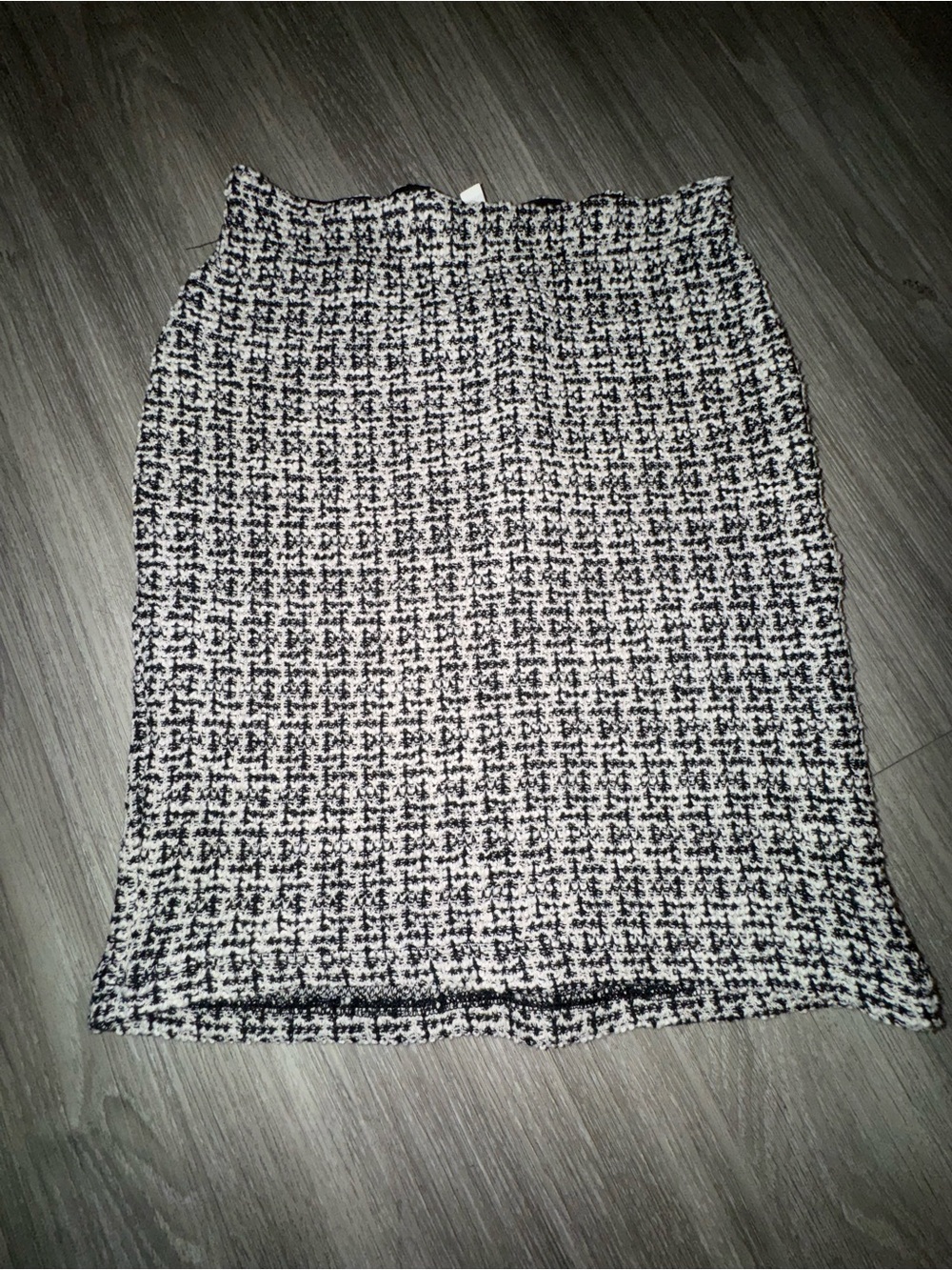 Max Studio Black and White Tweed Pencil Skirt